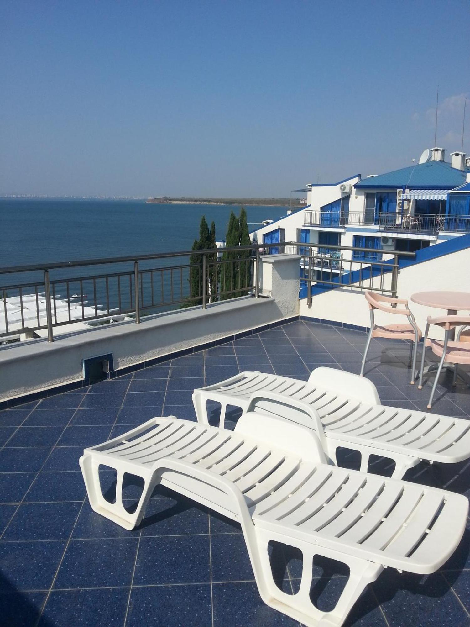 Blue Bay Palace Apart Complex Pomorie Pokoj fotografie