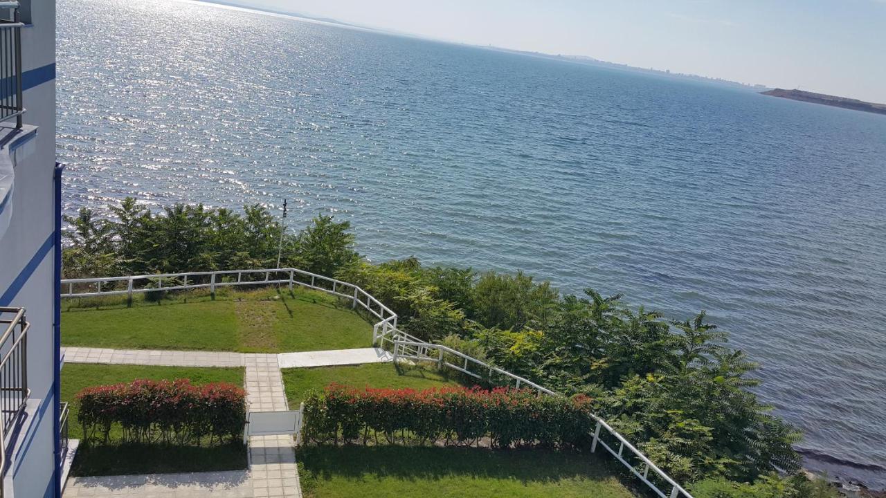 Blue Bay Palace Apart Complex Pomorie Exteriér fotografie