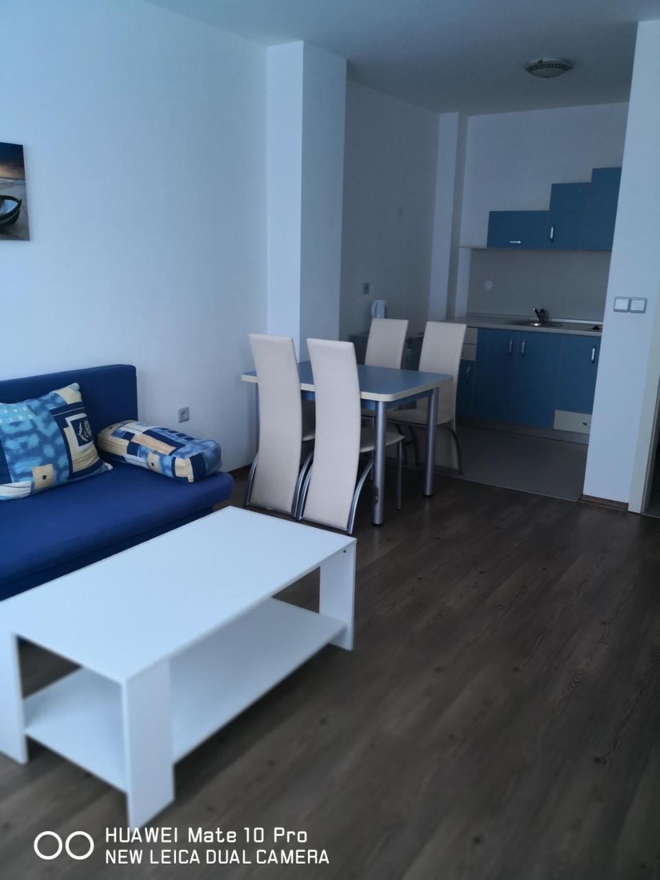 Blue Bay Palace Apart Complex Pomorie Exteriér fotografie