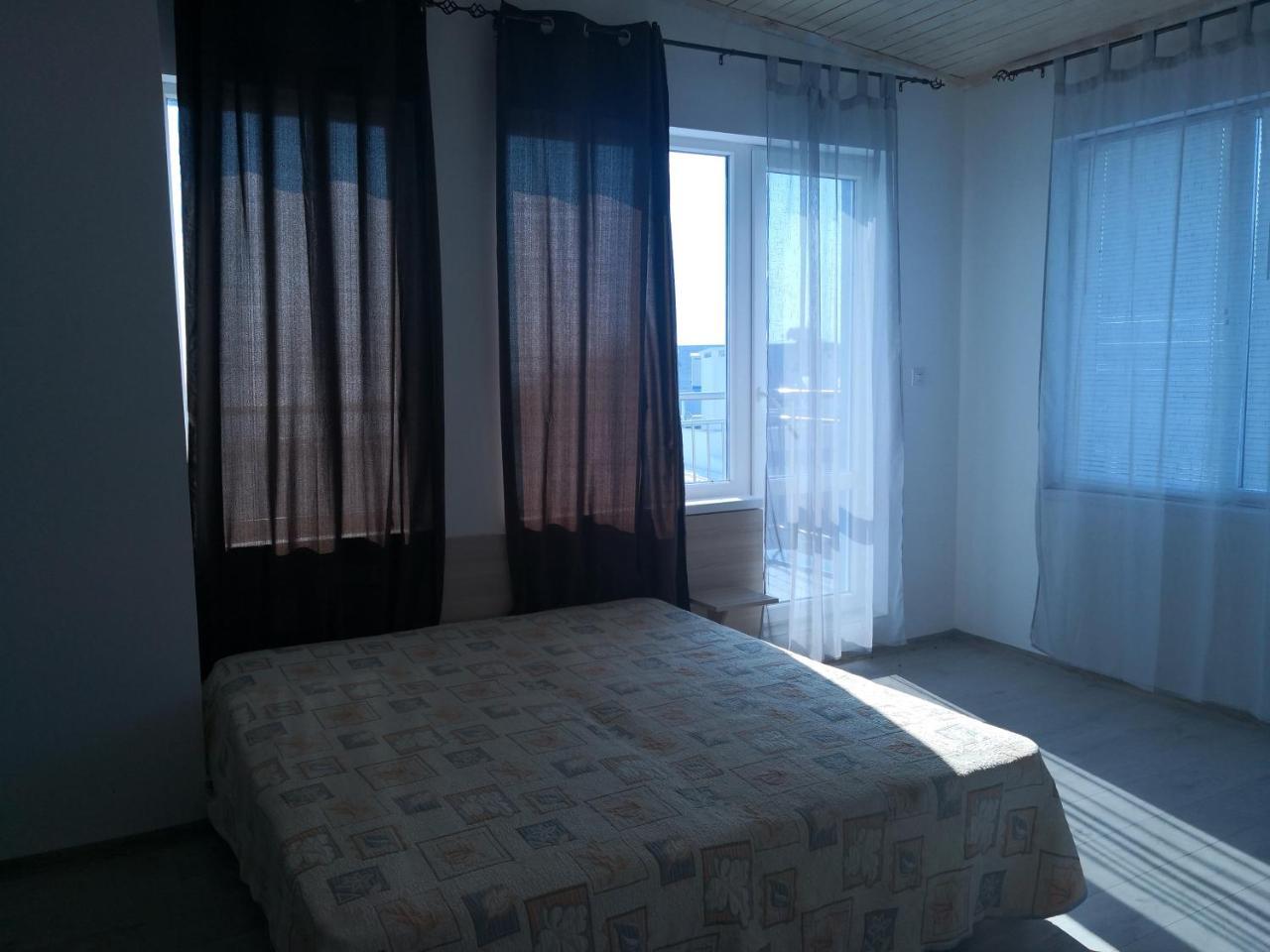 Blue Bay Palace Apart Complex Pomorie Exteriér fotografie