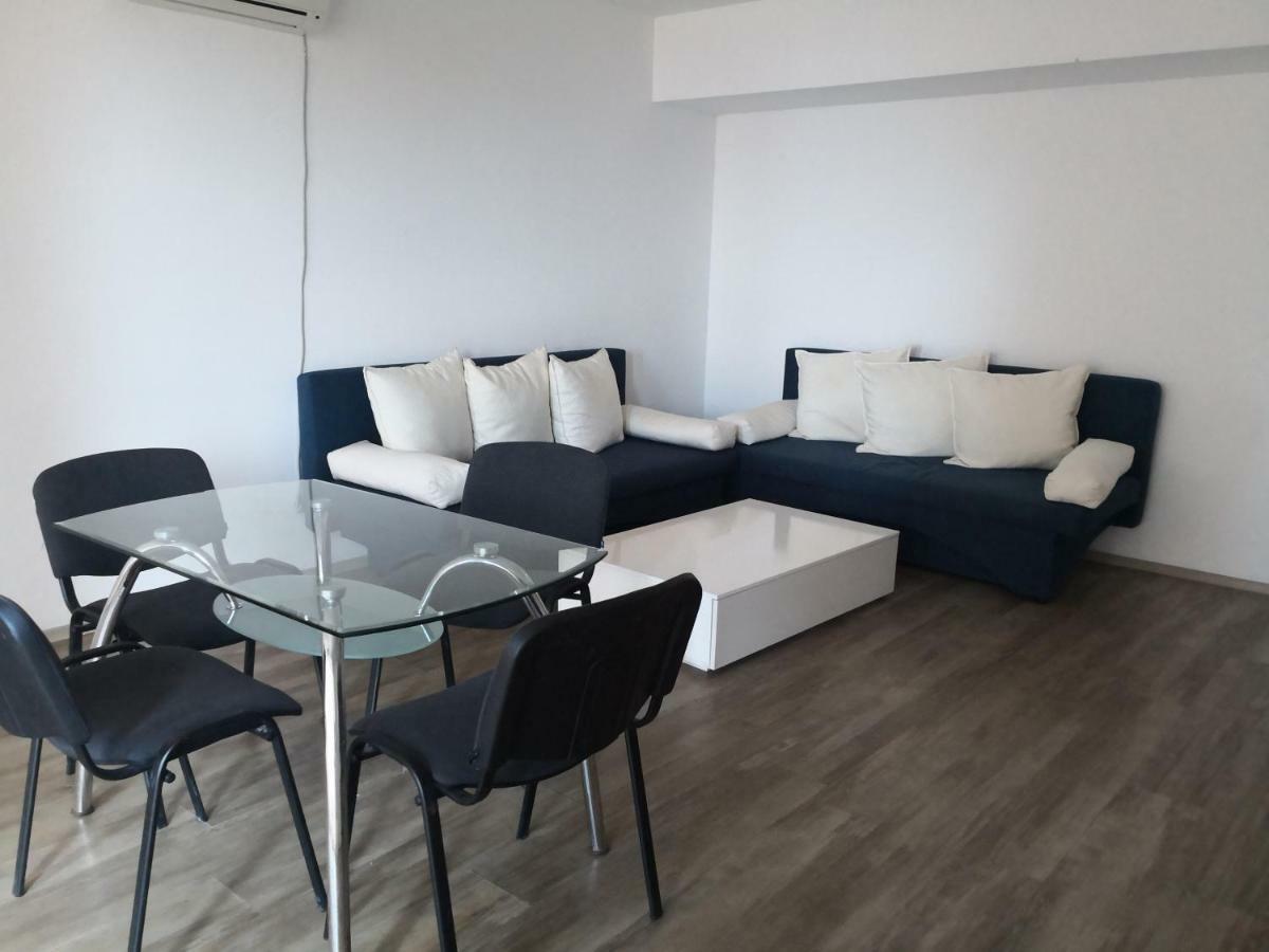 Blue Bay Palace Apart Complex Pomorie Pokoj fotografie