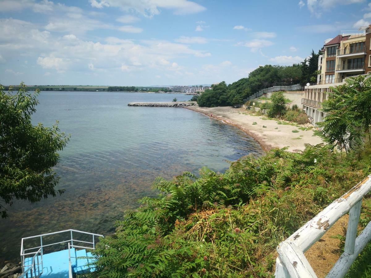 Blue Bay Palace Apart Complex Pomorie Exteriér fotografie